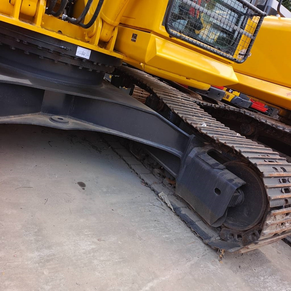 Komatsu PC 300 - Crawler excavator: picture 5 Komatsu PC 300 - Crawler excavator: picture 5