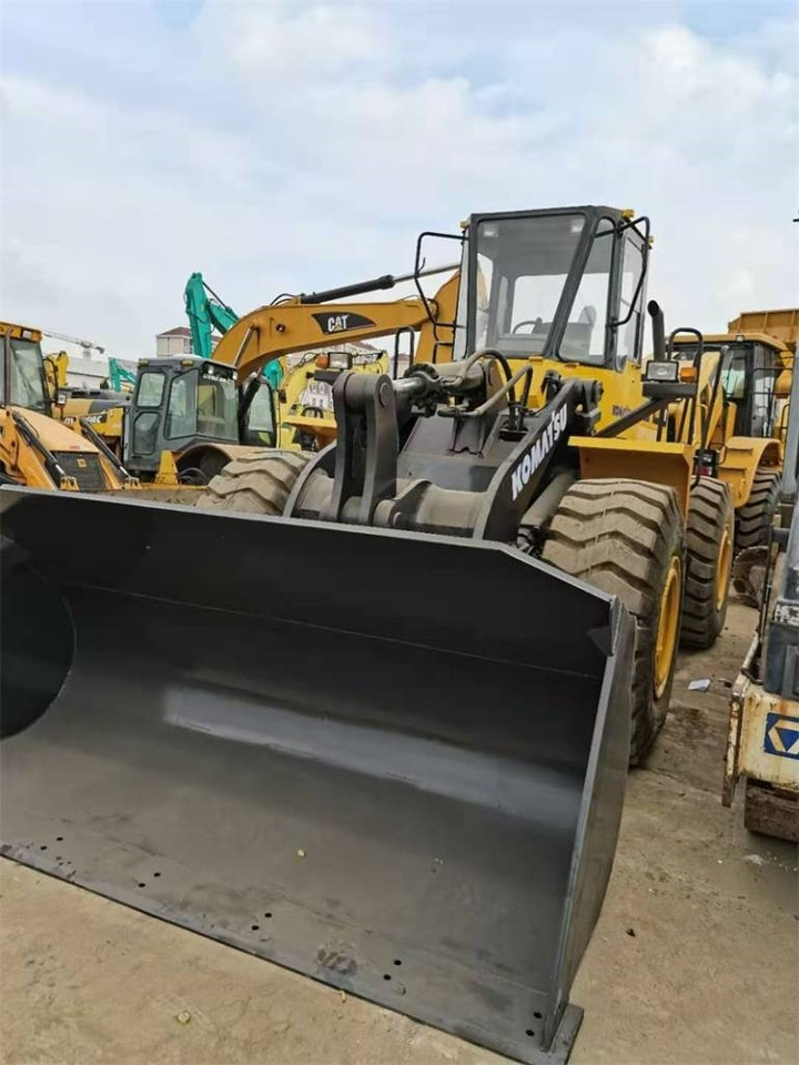 Wheel loader Komatsu WA 380: picture 18