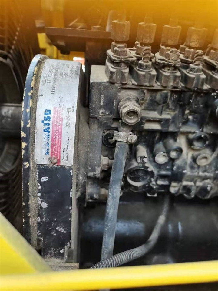 Wheel loader Komatsu WA 380: picture 20