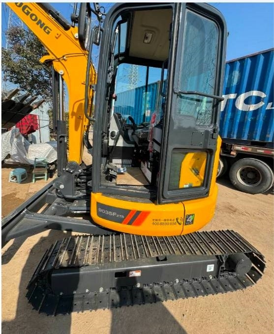 LiuGong 9035 FZTS 100% NEW MACHINE - Crawler excavator: picture 3 LiuGong 9035 FZTS 100% NEW MACHINE - Crawler excavator: picture 3