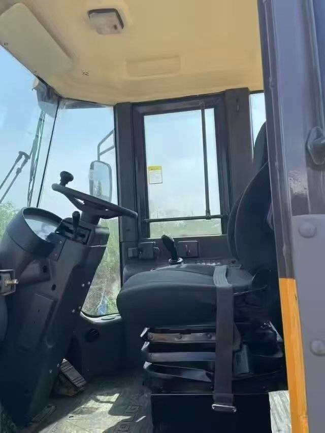 Wheel loader SDLG LG 956 L: picture 14
