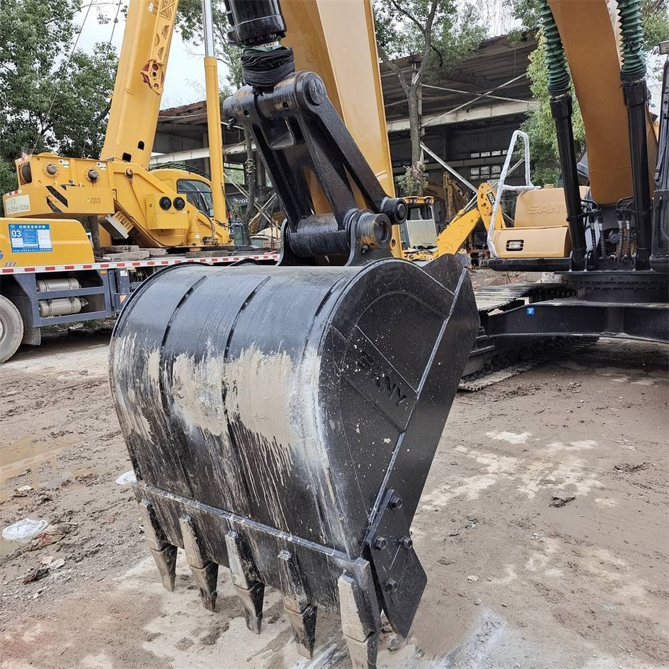 Sany SY 215 H - Crawler excavator: picture 3 Sany SY 215 H - Crawler excavator: picture 3