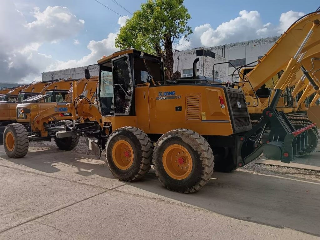 XCMG GR 2153 - Grader: picture 3 XCMG GR 2153 - Grader: picture 3