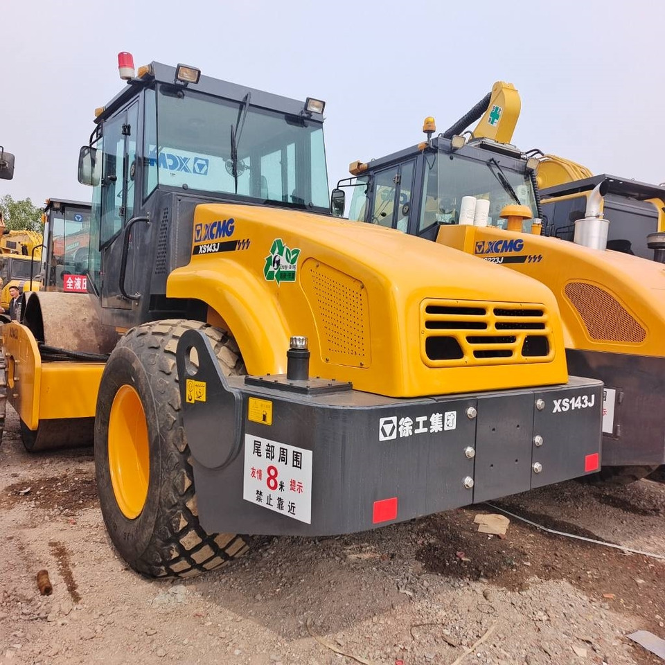 Compactor XCMG XS 143 J: picture 9 Compactor XCMG XS 143 J: picture 9