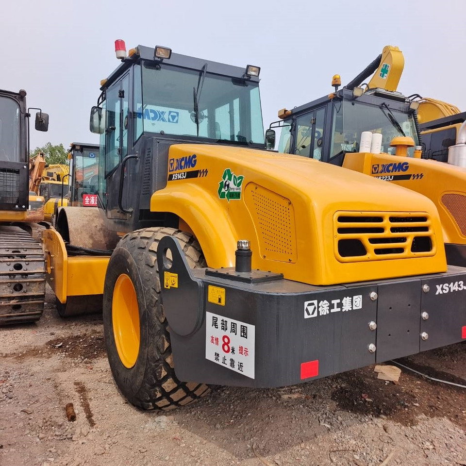 Compactor XCMG XS 143 J: picture 8 Compactor XCMG XS 143 J: picture 8