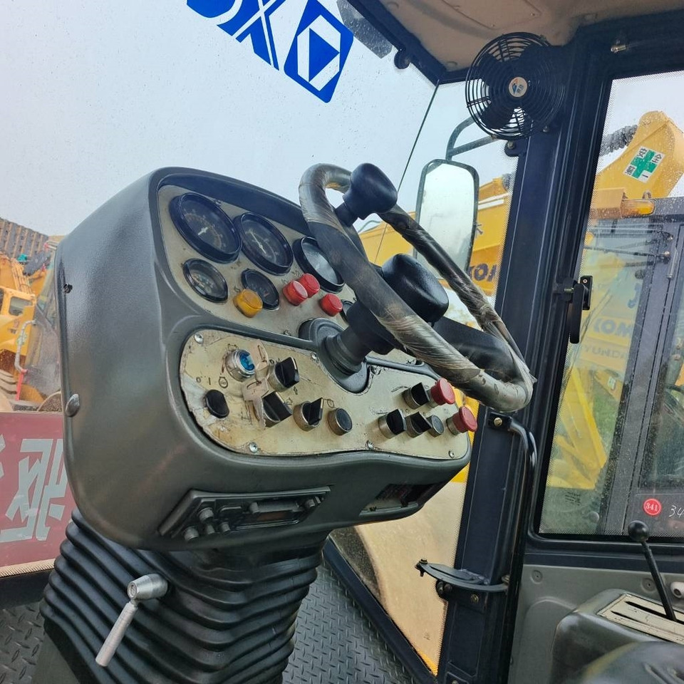 Compactor XCMG XS 143 J: picture 17 Compactor XCMG XS 143 J: picture 17