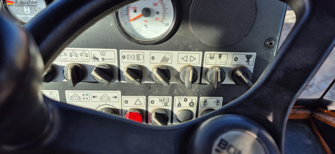 Bomag BW 174 AD2 | 12 t | Splitstreuer | Vibrator | Voll funktionsfähig - Roller: picture 5 Bomag BW 174 AD2 | 12 t | Splitstreuer | Vibrator | Voll funktionsfähig - Roller: picture 5