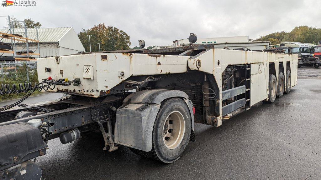Langendorf SBT 27/33 Innenlader, hydr. Schwanenhals - Low loader semi-trailer: picture 1 Langendorf SBT 27/33 Innenlader, hydr. Schwanenhals - Low loader semi-trailer: picture 1