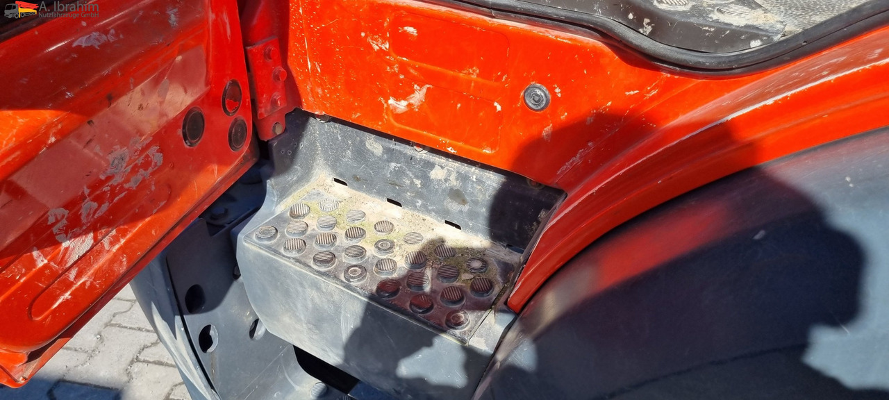 Mercedes-Benz 1722 Dachdeckerkran Cormach 30000 TECH, - Crane truck, Dropside/ Flatbed truck: picture 5 Mercedes-Benz 1722 Dachdeckerkran Cormach 30000 TECH, - Crane truck, Dropside/ Flatbed truck: picture 5