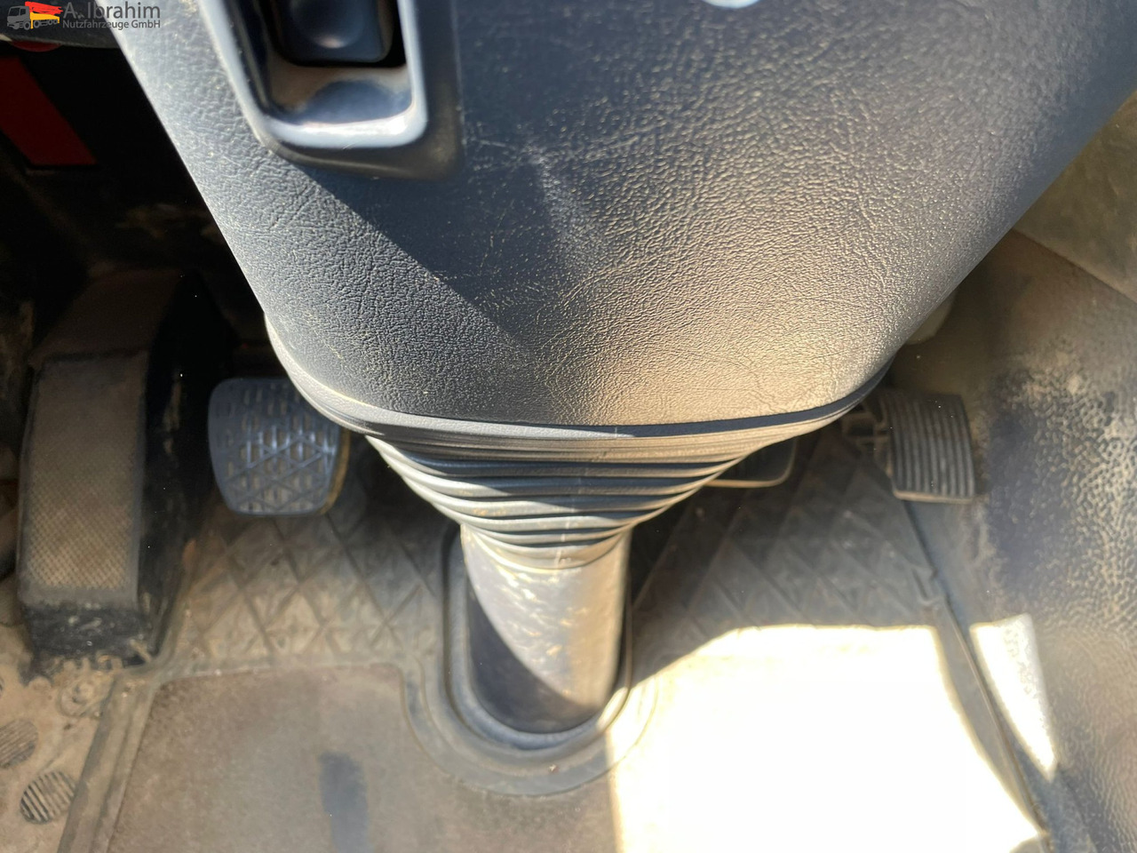 Mercedes-Benz 2643 6x4 | Blatt Luft | Meiller Haken, mp1 - Hook lift truck: picture 2 Mercedes-Benz 2643 6x4 | Blatt Luft | Meiller Haken, mp1 - Hook lift truck: picture 2