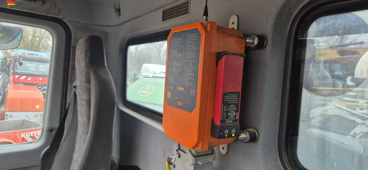 Mercedes-Benz 3241 PM 21-3 Liebherr 7 cbm PUMI Putzmeister Liebherr - Mixer pump truck: picture 2 Mercedes-Benz 3241 PM 21-3 Liebherr 7 cbm PUMI Putzmeister Liebherr - Mixer pump truck: picture 2