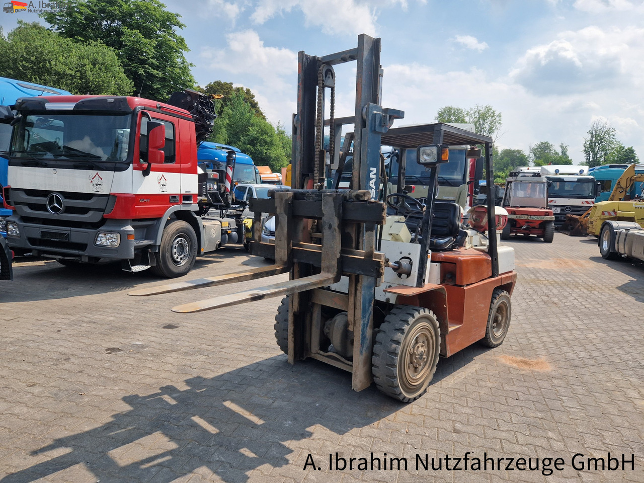 Nissan BF 03-40 4t Stapler - Forklift: picture 1 Nissan BF 03-40 4t Stapler - Forklift: picture 1