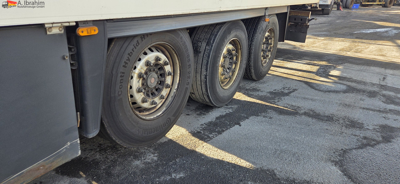 Schmitz SKO24 TK SL 200 | -30°C | Lift-Achse | Scheibenbremse - Refrigerator semi-trailer: picture 4 Schmitz SKO24 TK SL 200 | -30°C | Lift-Achse | Scheibenbremse - Refrigerator semi-trailer: picture 4