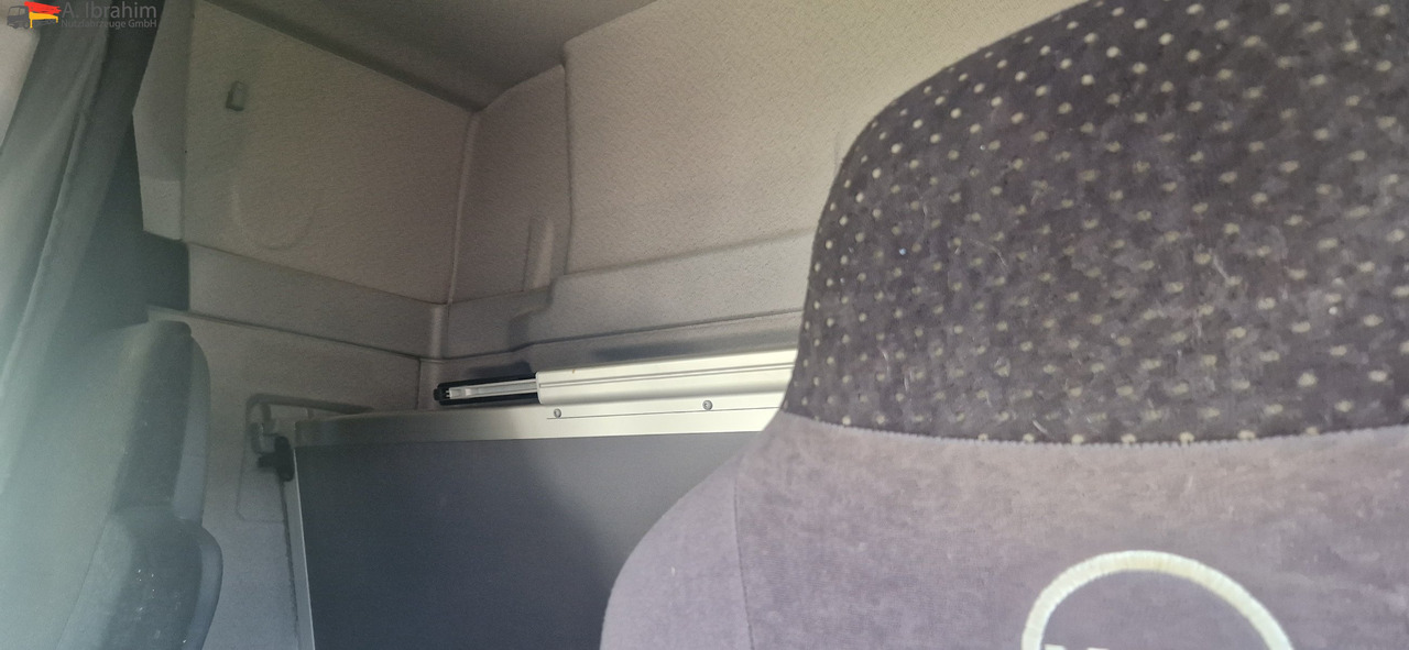 MAN TGS 18.400 PTO für Kompressor sehr sauber, 8x baugleich - Tractor unit: picture 3 MAN TGS 18.400 PTO für Kompressor sehr sauber, 8x baugleich - Tractor unit: picture 3