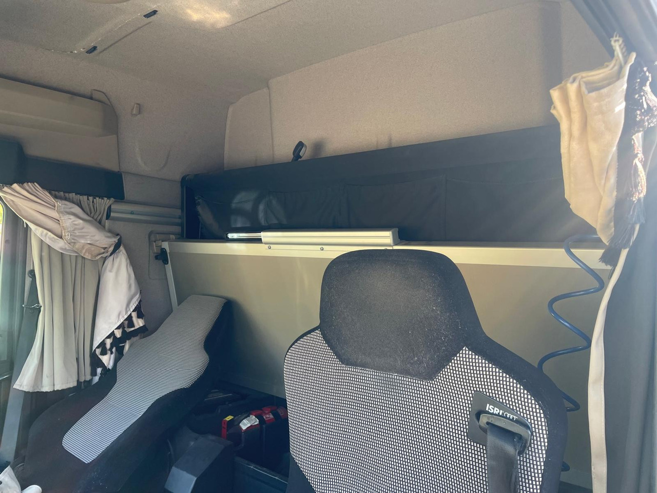 MAN TGS 18.420 Kipphydraulik | Blatt Luft | Nebenantrieb | Efficient Line | Euro 6 | Tüv 05 2026 - Tractor unit: picture 3 MAN TGS 18.420 Kipphydraulik | Blatt Luft | Nebenantrieb | Efficient Line | Euro 6 | Tüv 05 2026 - Tractor unit: picture 3