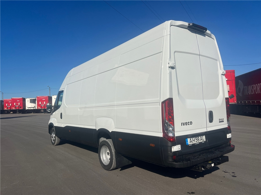 Iveco 35C16 - Panel van: picture 4 Iveco 35C16 - Panel van: picture 4