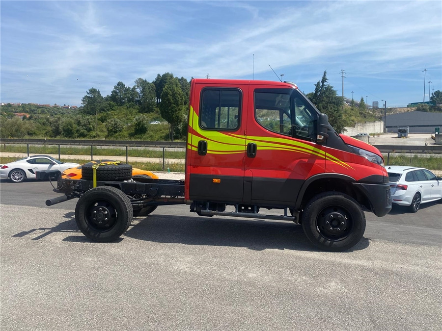 Cab chassis truck Iveco 70-S180 4X4: picture 7