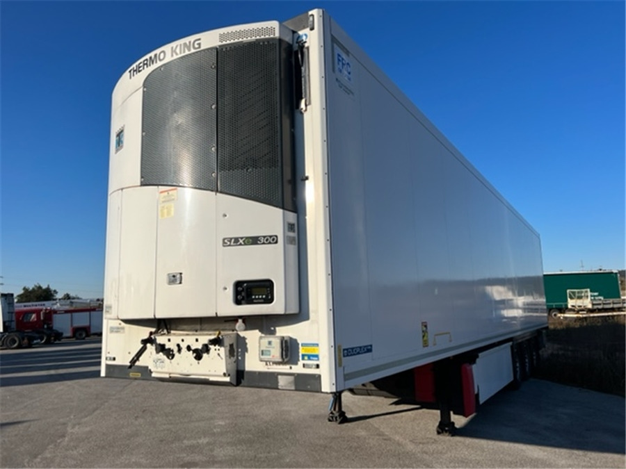 KRONE - Refrigerator semi-trailer: picture 2 KRONE - Refrigerator semi-trailer: picture 2