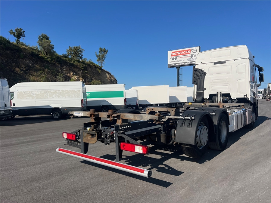 Renault T430 - Container transporter/ Swap body truck: picture 4 Renault T430 - Container transporter/ Swap body truck: picture 4