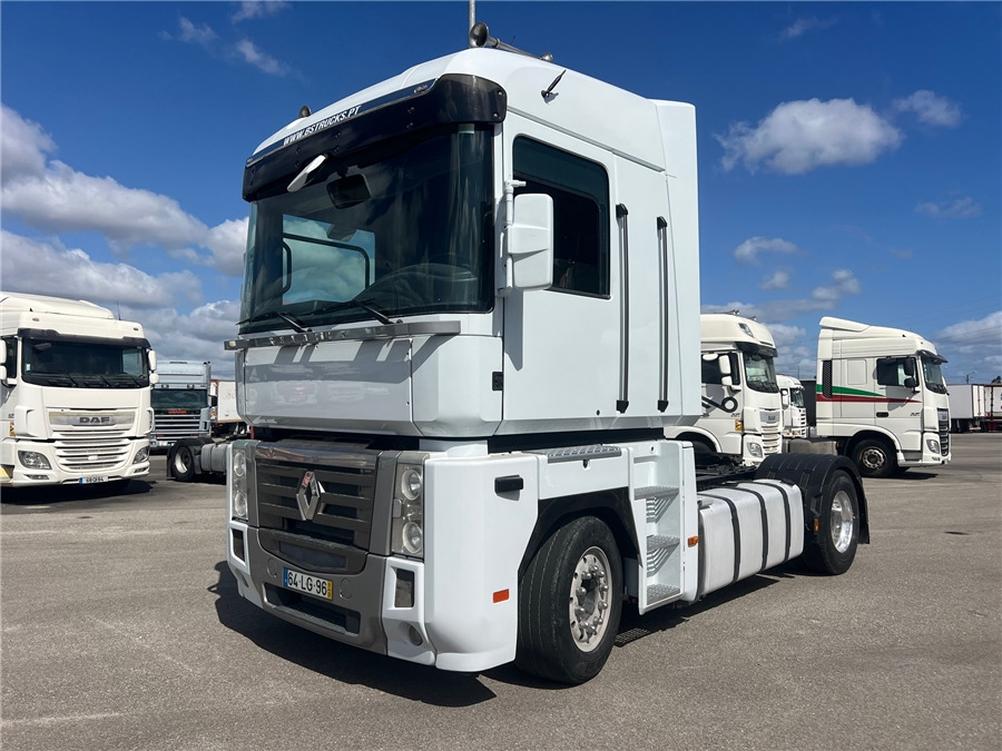 Renault AE 440 - Tractor unit: picture 1 Renault AE 440 - Tractor unit: picture 1
