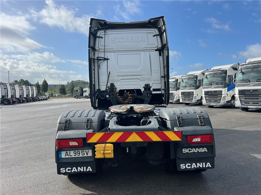 Scania R450 - Tractor unit: picture 5 Scania R450 - Tractor unit: picture 5