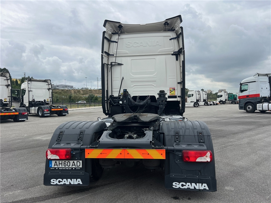 Scania R450 - Tractor unit: picture 5 Scania R450 - Tractor unit: picture 5