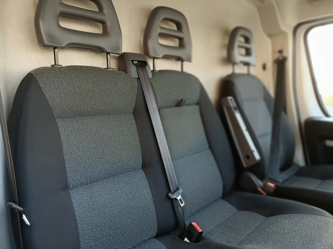 Panel van FIAT DUCATO 35 L3H2: picture 8