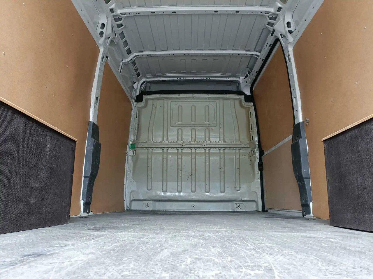 FIAT DUCATO 35 MAXI L3H2 - Panel van: picture 4 FIAT DUCATO 35 MAXI L3H2 - Panel van: picture 4