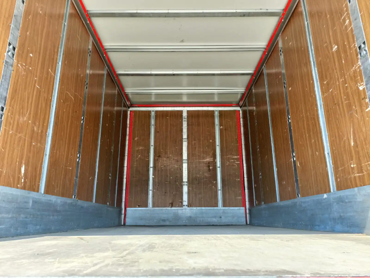 Leasing of FORD TRANSIT FURGONATO BOX FORD TRANSIT FURGONATO BOX: picture 8 Leasing of FORD TRANSIT FURGONATO BOX FORD TRANSIT FURGONATO BOX: picture 8