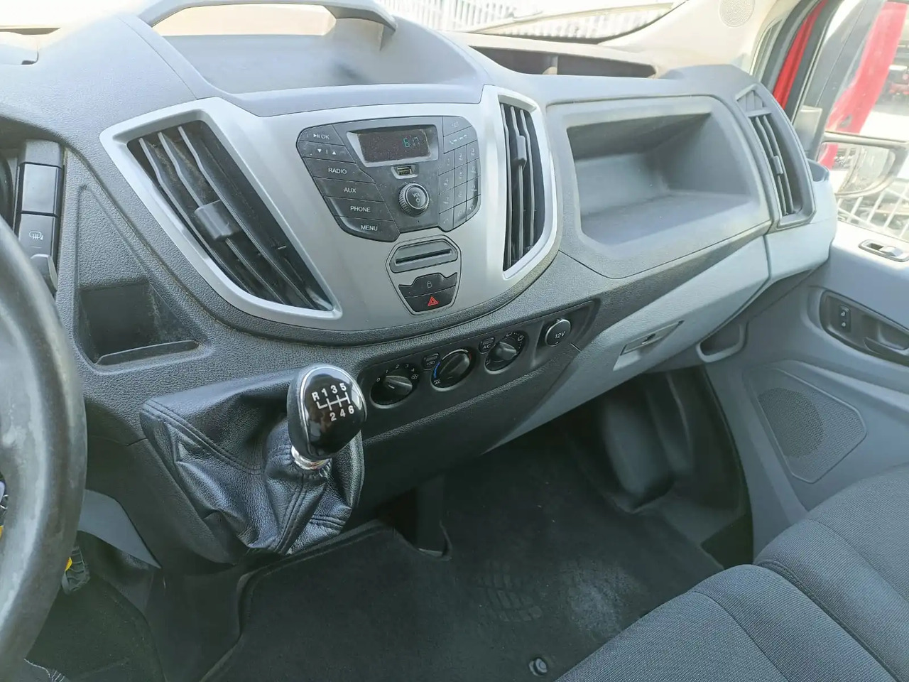 Leasing of FORD TRANSIT FURGONATO BOX FORD TRANSIT FURGONATO BOX: picture 16 Leasing of FORD TRANSIT FURGONATO BOX FORD TRANSIT FURGONATO BOX: picture 16