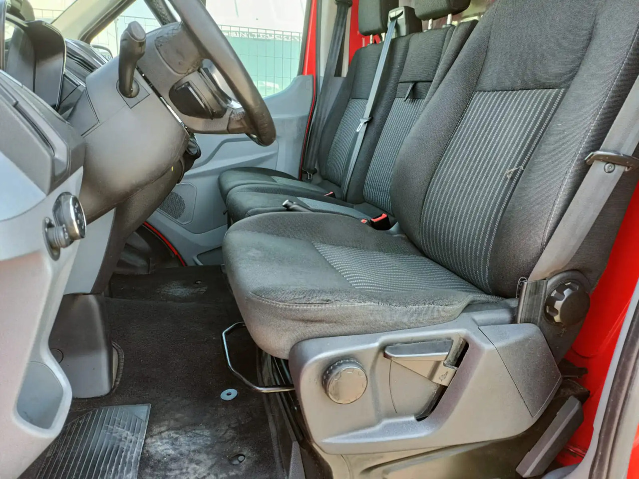 Leasing of FORD TRANSIT FURGONATO BOX FORD TRANSIT FURGONATO BOX: picture 11 Leasing of FORD TRANSIT FURGONATO BOX FORD TRANSIT FURGONATO BOX: picture 11