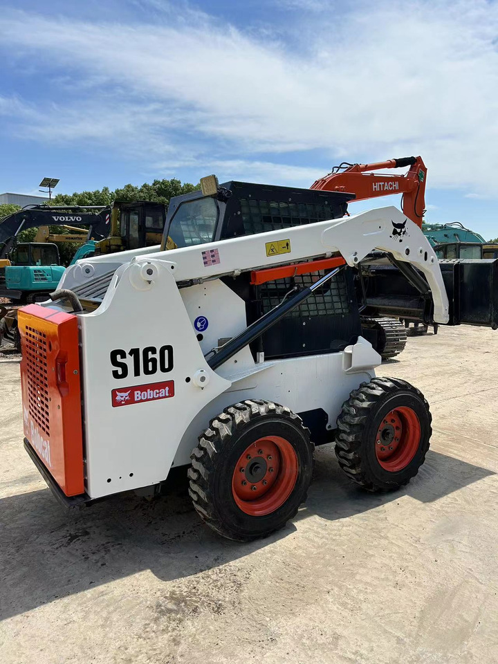 Bobcat S160 - Skid steer loader: picture 2 Bobcat S160 - Skid steer loader: picture 2
