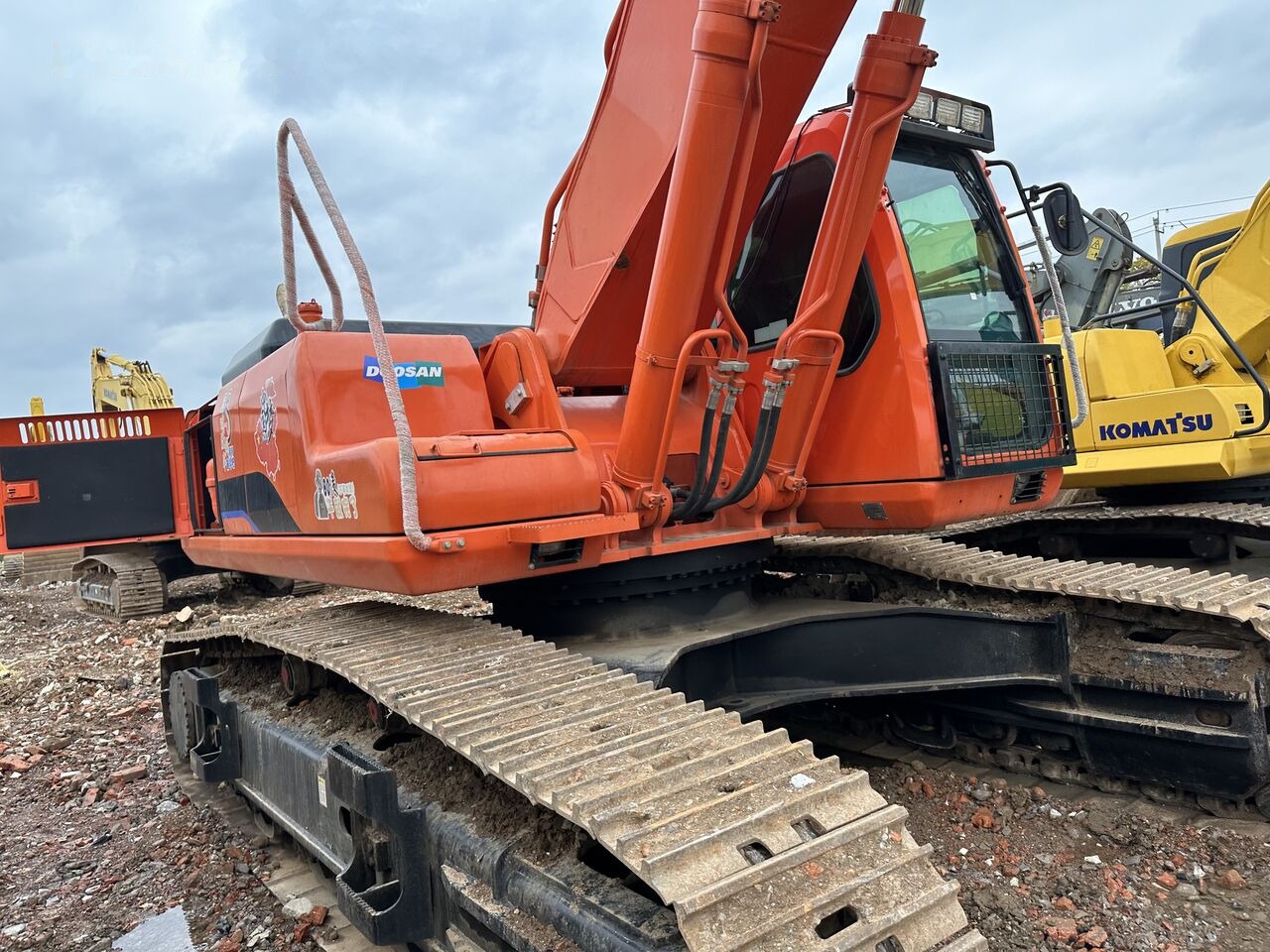Doosan DH420 - Crawler excavator: picture 3 Doosan DH420 - Crawler excavator: picture 3