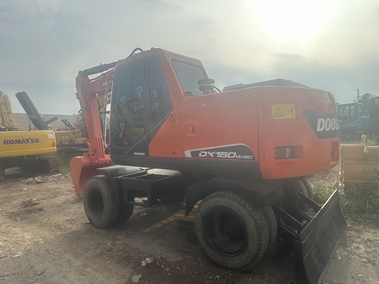 Doosan DX150W-9C - Wheel excavator: picture 4 Doosan DX150W-9C - Wheel excavator: picture 4
