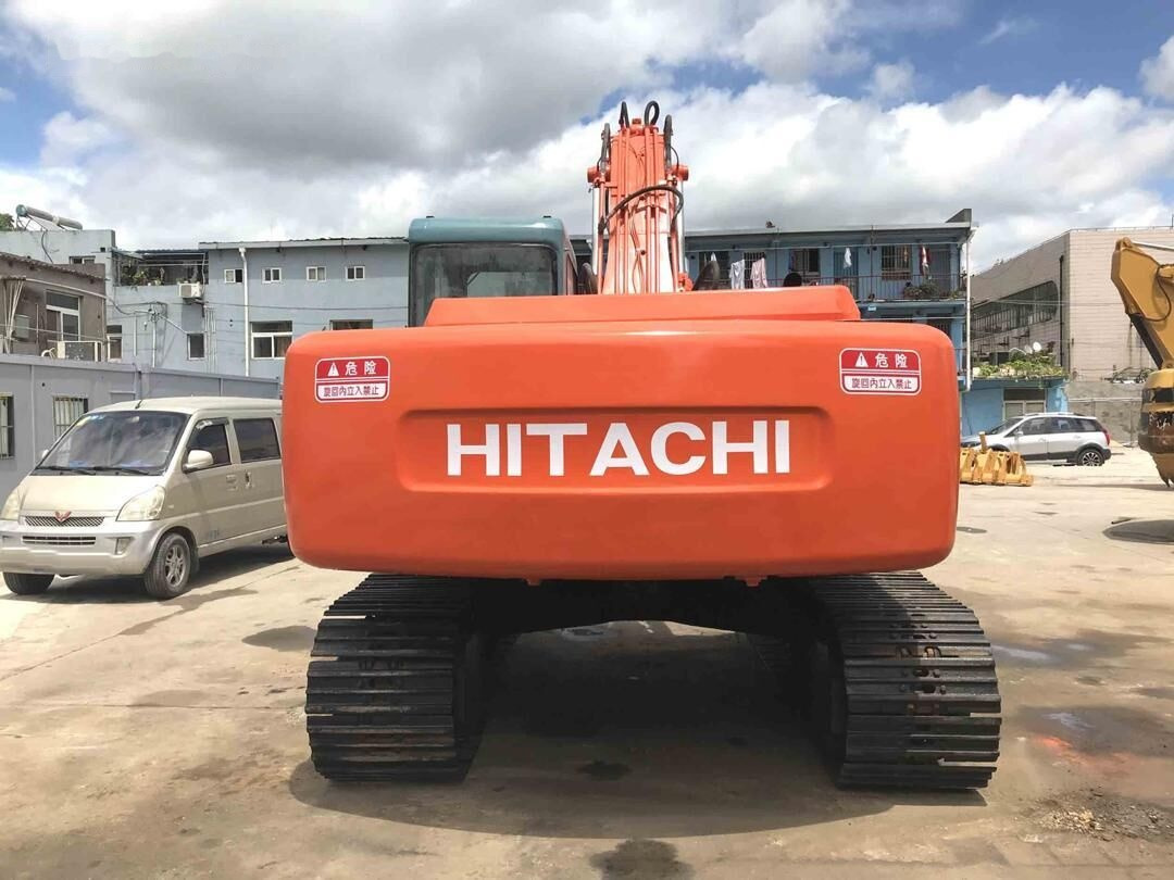 Hitachi EX200-3 - Crawler excavator: picture 1 Hitachi EX200-3 - Crawler excavator: picture 1