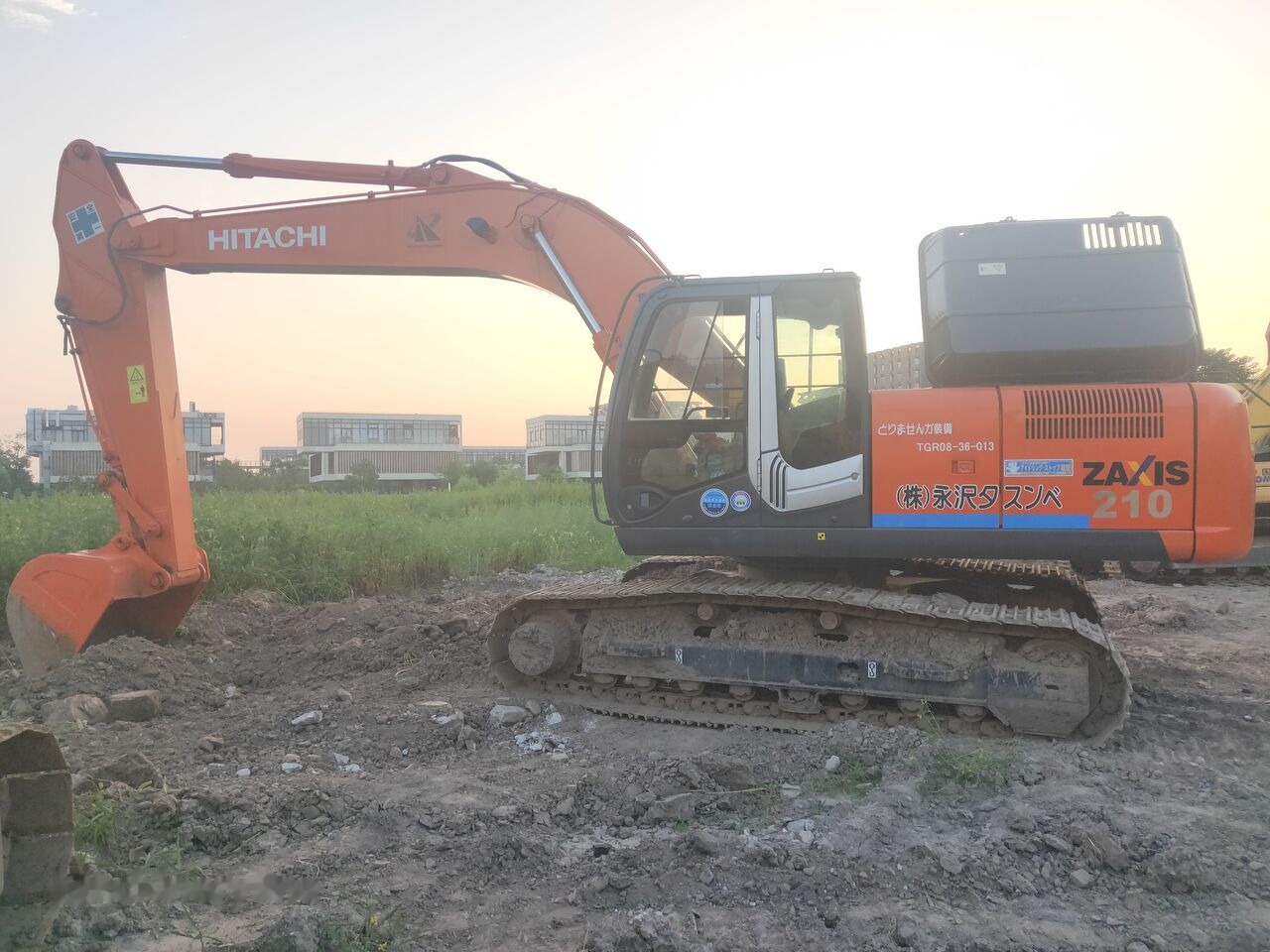 Hitachi ZX210 - Crawler excavator: picture 5 Hitachi ZX210 - Crawler excavator: picture 5