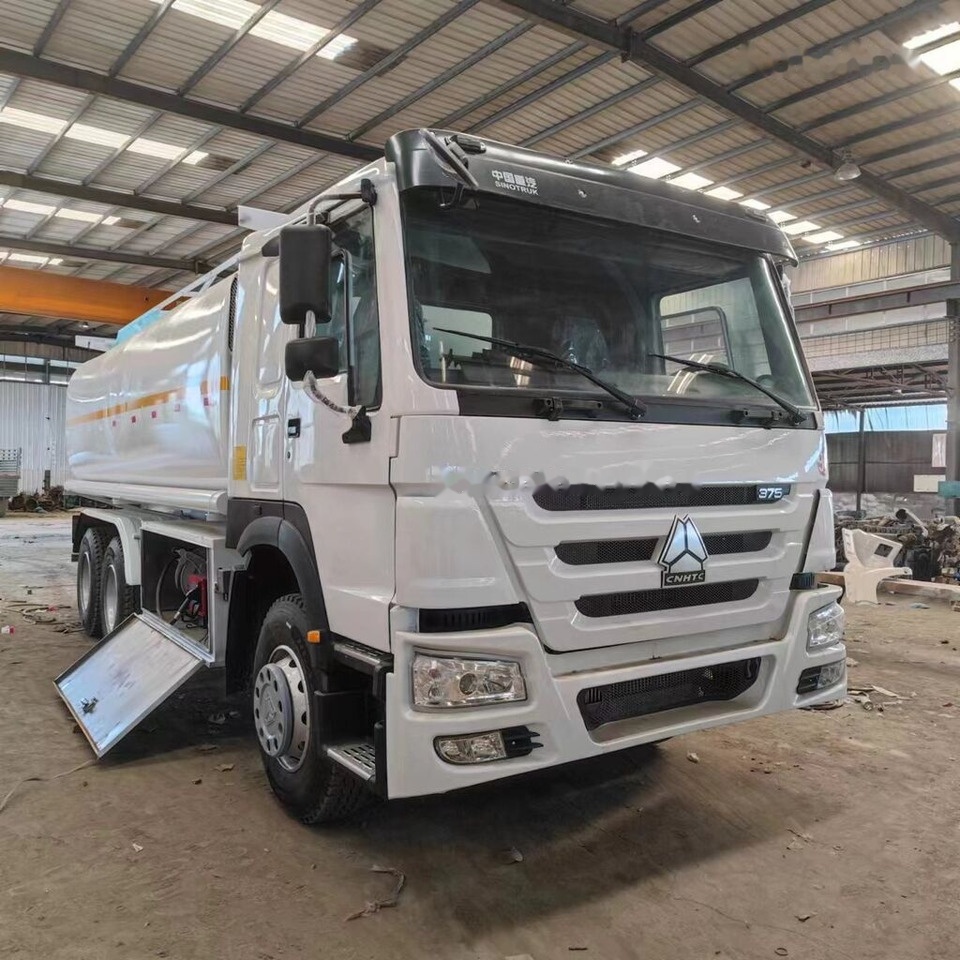 Howo 375 - Tank truck: picture 1 Howo 375 - Tank truck: picture 1