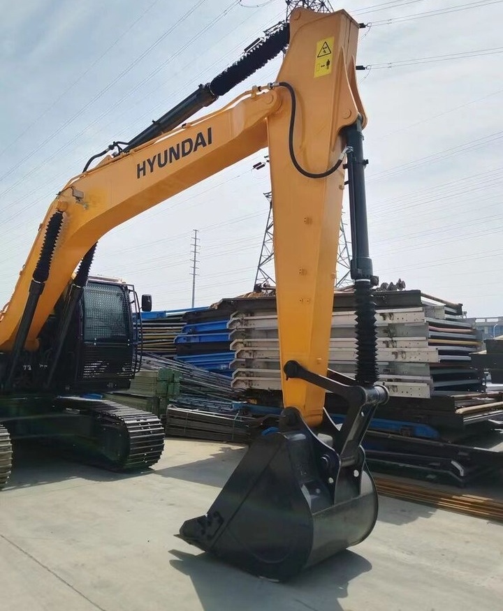 Hyundai R220-9S - Crawler excavator: picture 1 Hyundai R220-9S - Crawler excavator: picture 1