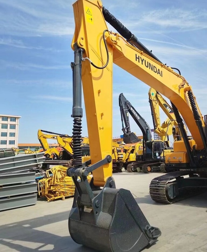 Hyundai R220-9S - Crawler excavator: picture 4 Hyundai R220-9S - Crawler excavator: picture 4