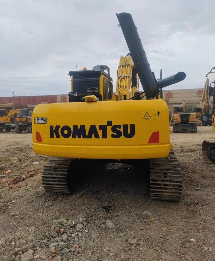 Komatsu PC220-8 - Crawler excavator: picture 5 Komatsu PC220-8 - Crawler excavator: picture 5