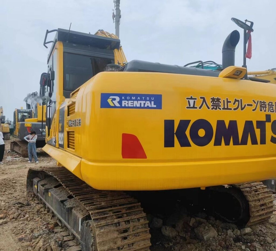 Komatsu PC220-8 - Crawler excavator: picture 1 Komatsu PC220-8 - Crawler excavator: picture 1