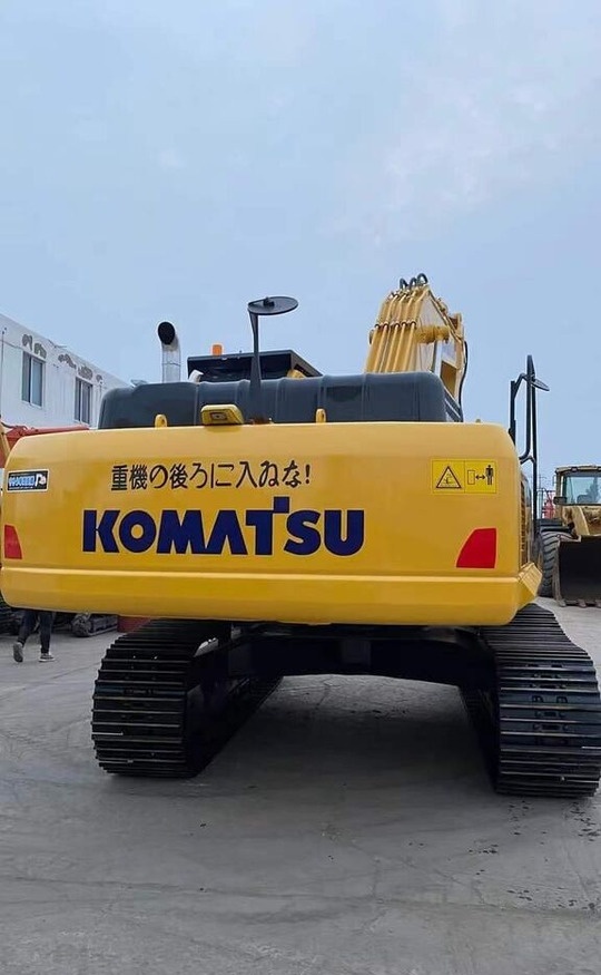 Komatsu PC300 - Crawler excavator: picture 2 Komatsu PC300 - Crawler excavator: picture 2