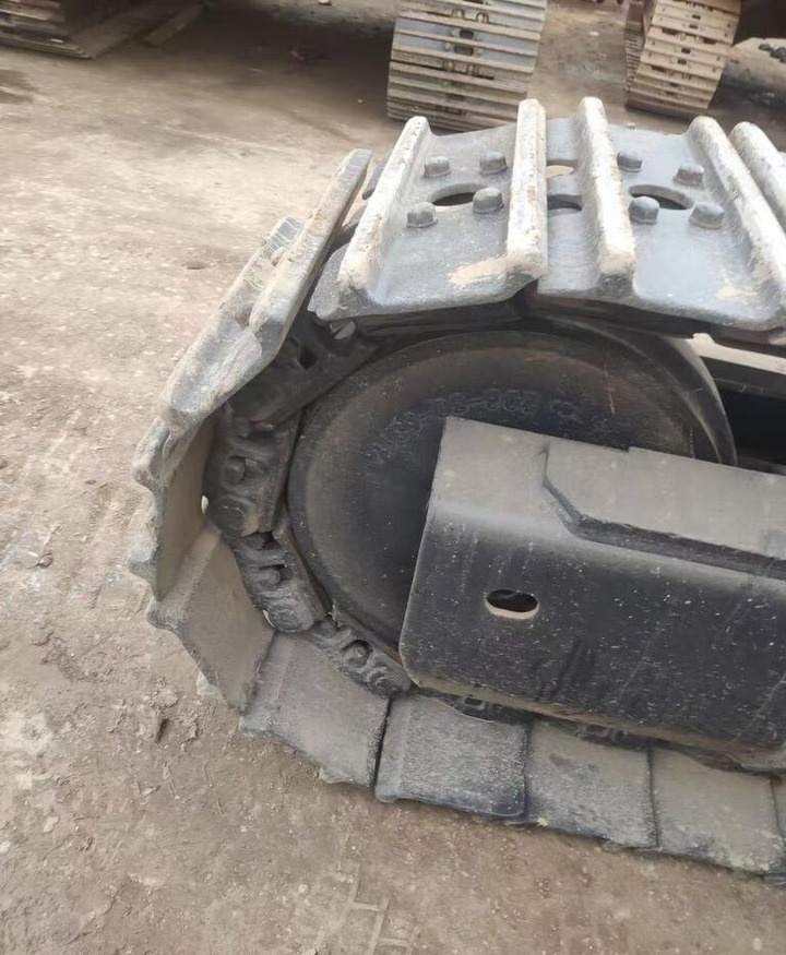 Komatsu PC400-8 - Crawler excavator: picture 2 Komatsu PC400-8 - Crawler excavator: picture 2