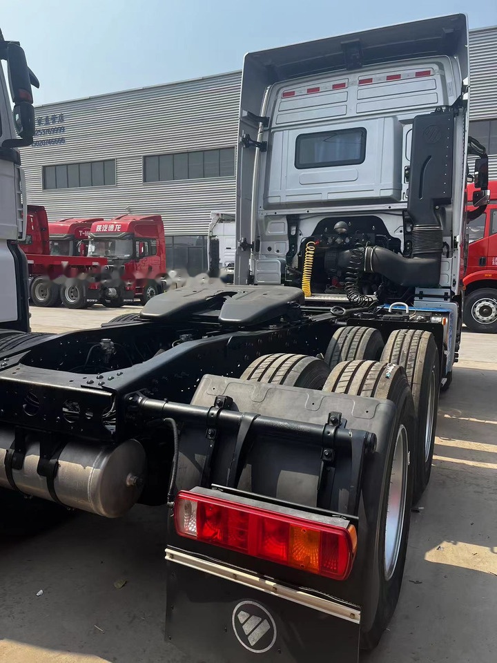 Foton Auman EST A510 - Tractor unit: picture 3 Foton Auman EST A510 - Tractor unit: picture 3