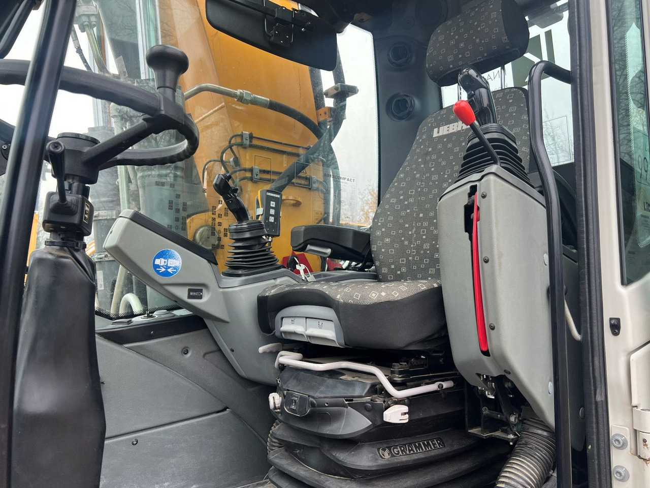 Liebherr A 913 Comp. Powertilt - Wheel excavator: picture 4 Liebherr A 913 Comp. Powertilt - Wheel excavator: picture 4