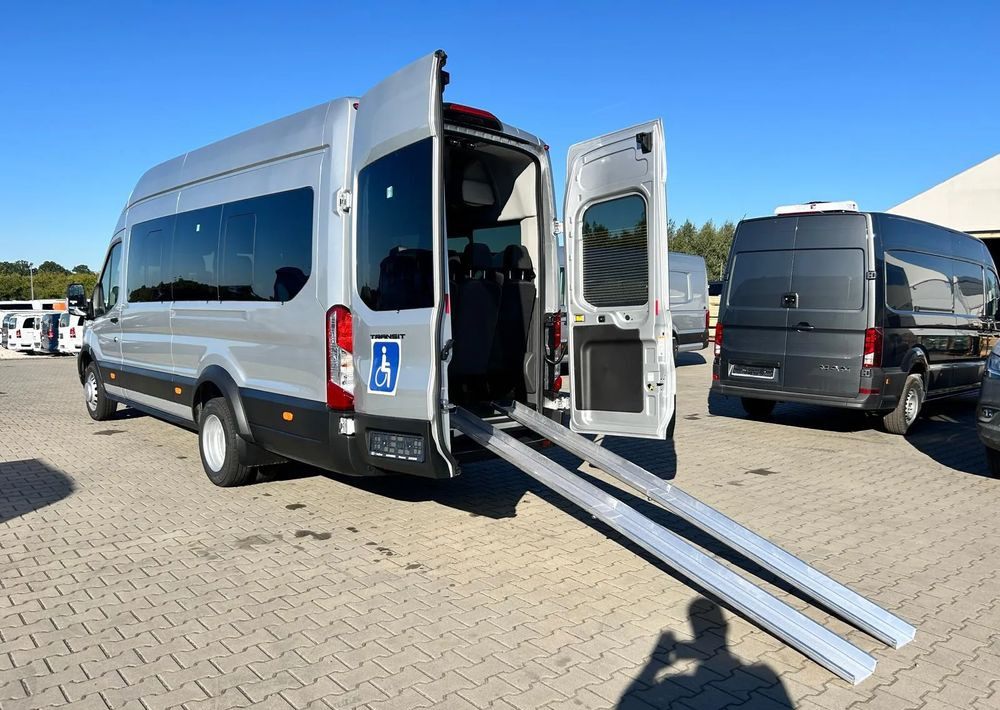 New Minibus, Passenger van Ford Transit: picture 18