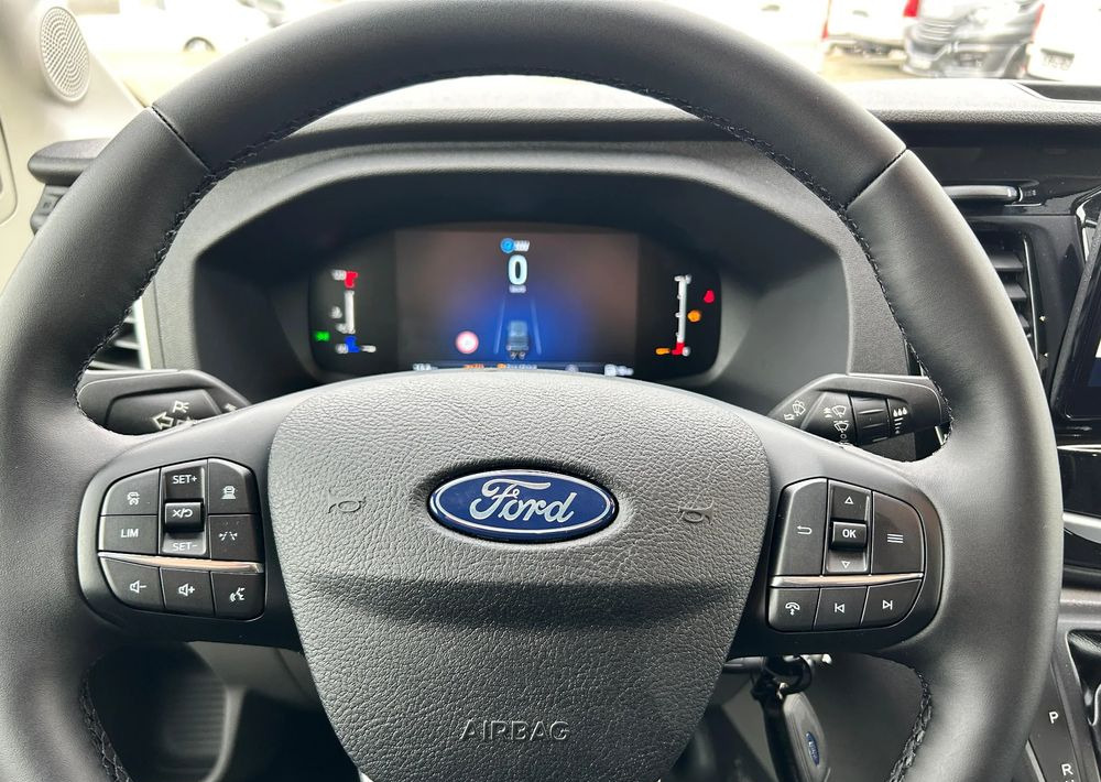 New Minibus, Passenger van Ford Transit: picture 17