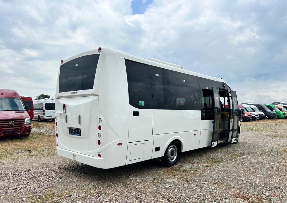 Iveco Daily Rosero City - Minibus, Passenger van: picture 4 Iveco Daily Rosero City - Minibus, Passenger van: picture 4