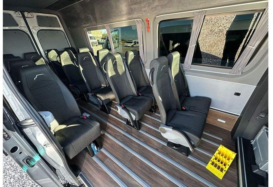 Minibus, Electric bus Mercedes-Benz eSprinter: picture 16