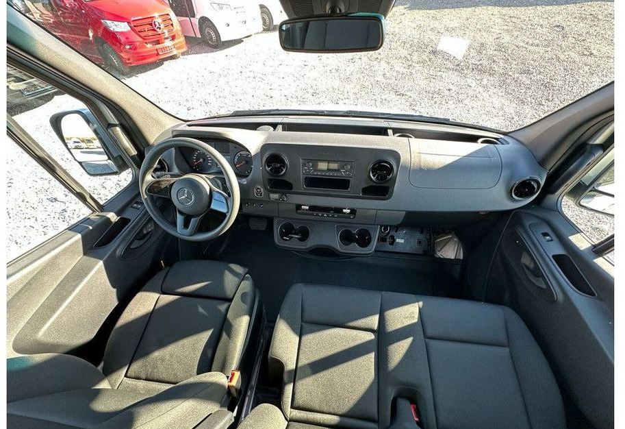 Minibus, Electric bus Mercedes-Benz eSprinter: picture 15